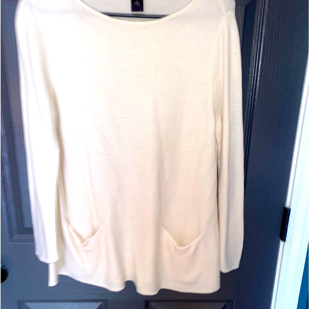 Anne Taylor cream sweater